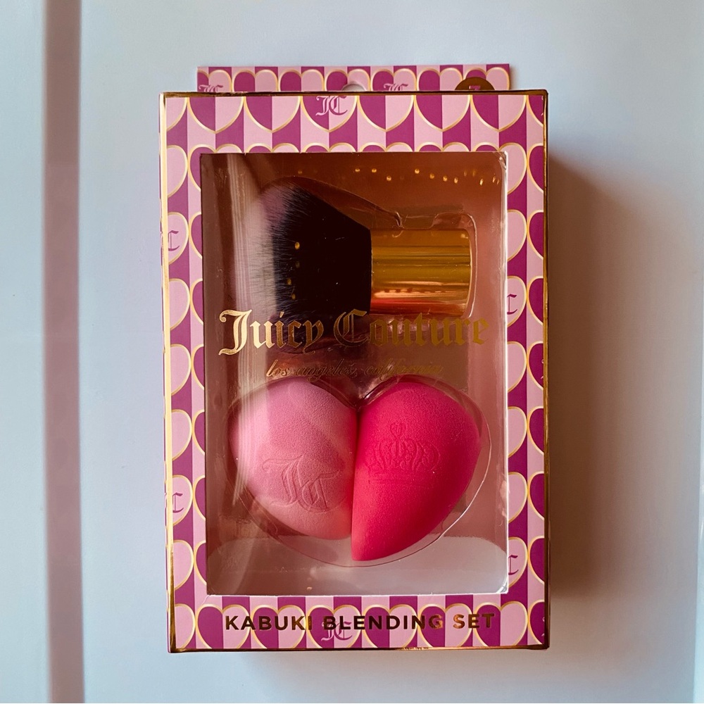 Juicy Couture Kabuki Blending Set - Pink